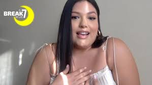 "Me encantan mis curvas", así pasó Vanessa Romo de odiar su cuerpo a  aceptarse