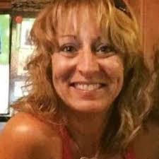 Lisa Dawn's Instagram, Twitter & Facebook