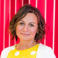 Nancy Doyle's Instagram, Twitter & Facebook