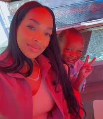 The first episode of our new show Side by Side Show is finally here! Get to  know us and what it was like growing up side by side as identical twin  sisters.