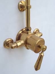 Waterworks Brass Fixture As It Ages Velvet And Linen Ideer Badevaerelse