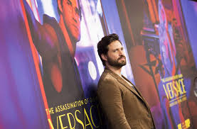 His string of murders came to an end on july 23, 1997, when he shot himself. Edgar Ramirez Verkorpert Modeschopfer Gianni Versace Stuttgarter Zeitung