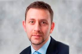 Presentations of the forum speakers