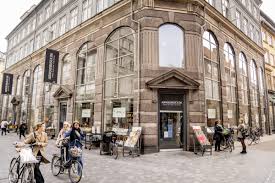 Politikens boghal in københavn öffnungszeiten heute. Jp Politikens Forlag Overtager Arnold Busck Pa Kobmagergade Jp Politikens Hus