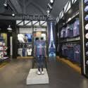 Retrouver les grandes compétitions sportives en direct et en exclusivité, du cinéma d'exception et des séries incontournables avec ou sans engagement Where To Shop The Perfect Outfit Of The Psg Supporter Paris Select