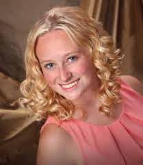 Ashley Hustad's Instagram, Twitter & Facebook