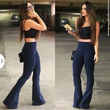 Calçados Para Usar Com Calça Flare Como Usar 1 Para As Mulheres Mais Baixas A Cintura Alta Ajuda A Alongar A Silhueta Deixando O Corpo Mais L Calca Bandagem Calca Flare Looks Com Calca Flare