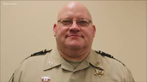 Sheriff's deputy, veteran and father of 9 dies after recently testing  positive for COVID-19