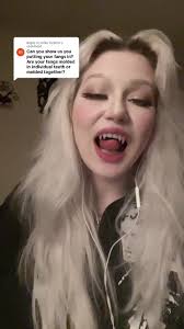 How to Apply Vampire Fangs to Make Sure They Last All Nught