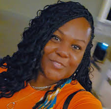 One of my quick ways to make Mac and cheese, have yall ever used sour cream?