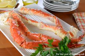 Use salty cold water to thaw the frozen crab legs by placing them in the refrigerator for eight hours. Steamed King Crab Legs With Garlic Butter And Lemon For The Love Of Cooking