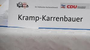 Schon kurz nach der verlobung gingen mir diverse namenskonstellationen und fragen zu diesem. Ja Wort Mit Bindestrich Der Doppelnamen Effekt N Tv De