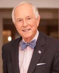 Allison Constant's Instagram, Twitter & Facebook