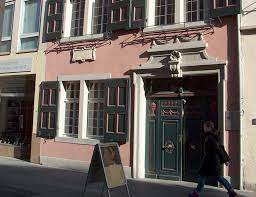 Die öffnungszeiten sind montags bis freitags von 10:00 bis 13:00 uhr und von 14:00 bis 17:00 uhr. Beethoven Haus Bonn Auf Den Spuren Des Komponisten