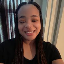 Hello Weekend! Everything is blooming! -xx Enjoy it!