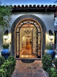 Porte En Fer Forge Plus De 40 Modeles Fascinants Portes En Fer Maisons De Style Espagnol Maison Espagnole