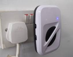 This means that they are safe for other animals and children to be around. Ultrasonic Pestclear Outdoors Repels Cats Rabbits Deer Dogs Squirrels Foxes And Badgers Without Harm