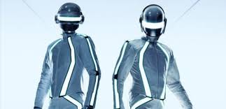 Daft punk secretly photographed without their helmets. 7 Little Known Facts You Didn T Know About Daft Punk