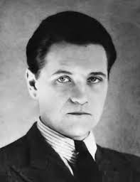 Just type pwn to download youtube videos! Eugeniusz Bodo