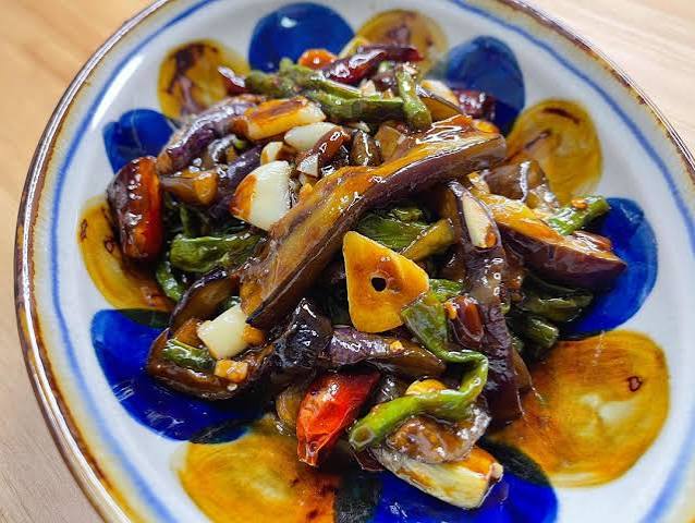 Qiezi Chao Doujiao