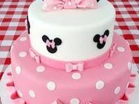 Fake Cake Minie En 2021 Faux Gateau Gateau Minie Gateau Anniversaire Bebe