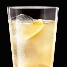 Fill a highball glass with ice and pour in the whisky and the triple sec. Lynchburg Lemonade Recipe How To Make Lynchburg Lemonade Recipe Homemade Lynchburg Lemonade Recipe