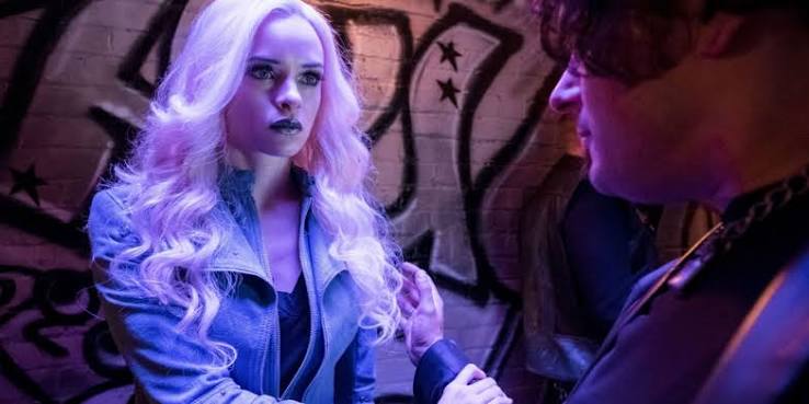 The Flash Goes Wild In 'Girls Night Out'