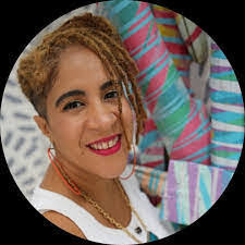 Melissa Zinzi's Instagram, Twitter & Facebook