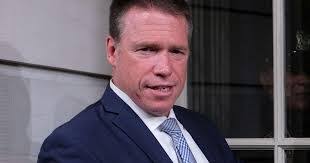 Howard Redmond's Instagram, Twitter & Facebook