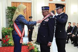 President Confers Distinguished Service Order On Malaysia S Top Cop Singapore News Top Stories The Straits Times