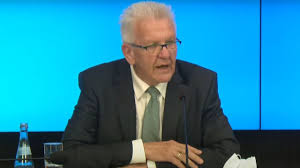 Nach dem am montag veröffentlichten beschluss muss die vorschrift in der. Pressekonferenz Mit Winfried Kretschmann Zum Corona Sachstand In Baden Wurttemberg Youtube