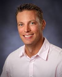 Benjamin Hess's Instagram, Twitter & Facebook