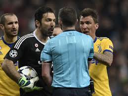 Facebook gives people the power to share and makes the. Buffon Kritisiert Schiedsrichter Fussball