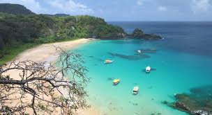 Hasil gambar untuk Baia do Sancho - Fernando de Noronha, Brasil
