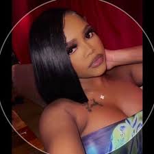 Nevaeh-Grace (@therealGraceee)