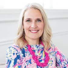 Lisa Pedersen's Instagram, Twitter & Facebook