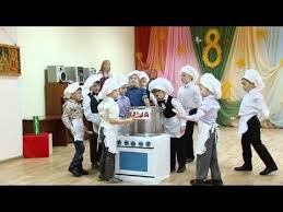смешные сценки для детей на 8 марта в детском саду Vesyolye Povaryata Varis Kashka Youtube Tanec Tancy Deti Tancuyut