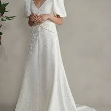 Now you finish choosing your beautiful wedding dress, confirming the wedding theme and color combos and even having booked the wedding venue and wedding cakes. 39 Best Vintage Inspired Wedding Dresses Of 2021