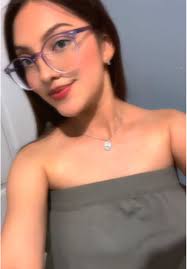 Neyda Navarro's Instagram, Twitter & Facebook