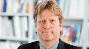 He prepared his phd in political science at the max planck institute for the study of societies in cologne. Henrik Enderlein On Twitter It Is With Deep Shock And Sadness That Thehertieschool Has Learned About The Death Of Professor Ansgar Belke He Was A Member Of Our Adjunct Faculty For Several