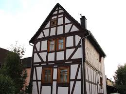 Die meisten menschen kaufen nur einmal im leben ein haus, deshalb ist es wichtig sich zuvor genau über die eigenen vorstellungen klar zu werden. Laubach Hessen Sehenswertes In Laubach Gonterskirchen