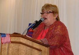 Pat Lehman Receives Humanitarian Award