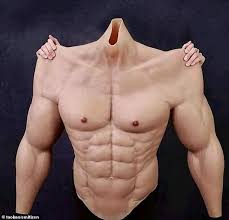 Muscles of the torso, as well as muscles in the arms or legs, can give the impression of a thin or athletic person. Muscular Body Costume Gives Men The Appearance Of Looking Ripped Daily Mail Online