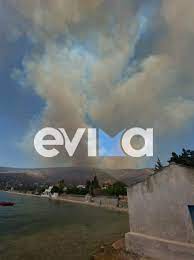 Η φωτιά καίει δασική έκταση, εκκενώθηκε προληπτικά ο οικισμός νιμπορειό. Rcncybkp Jrv M
