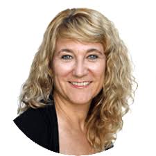 Una joven, hospitalizada tras seis años de recaídas por la picadura de un  mosquito en Menorca