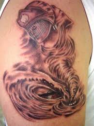 25 Lindas Tatuagens De Iemanja Desenhos E Fotos Ele é o senhor da guerra, indomável e imbatível defensor da lei e da ordem, defende os fracos e os que estão em demanda. 25 lindas tatuagens de iemanja