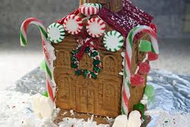 Read on for some hilarious trivia questions that will make your brain and your funny bone work overtime. Christmas Food And Drink Quiz Readymadepubquiz Com