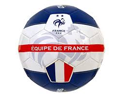 Le jabulani (en zoulou, être joyeux) est le ballon officiel de la coupe du monde de football 2010 fabriqué par adidas. Les 5 Meilleurs Ballons De Foot Comment Le Choisir Sport Equipements