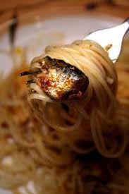 The 99 Cent Chef Sardines In Tomato Sauce With Olive Oil Over Pasta Trying This For Dinner Tonight Sardine Recipes Sardines Recipes