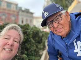 Disneyland morning visit and Trader Sam's Tiki Bar stop